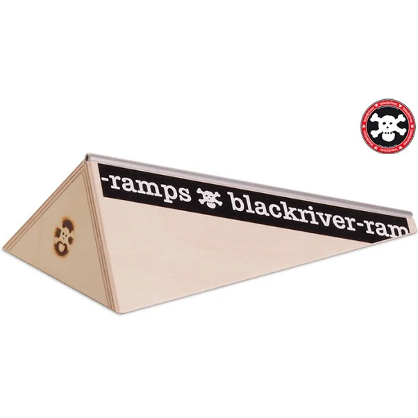 Blackriver ramps - Pole Bank Diamond Coping - Image 4