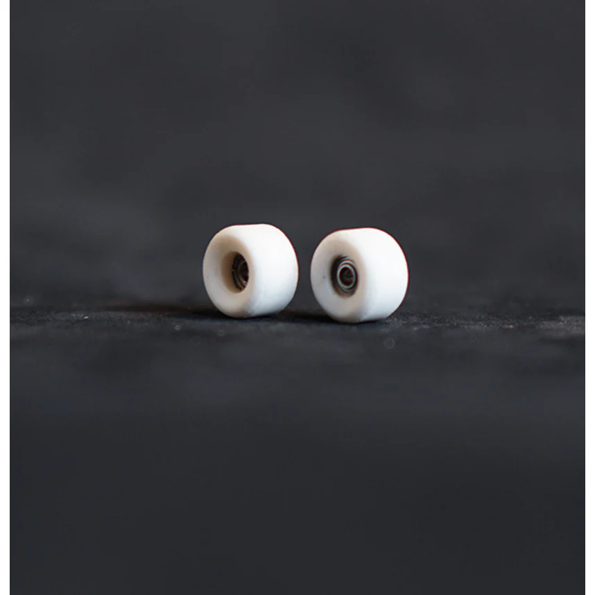 Oak Wheels - RV2V White - Image 3