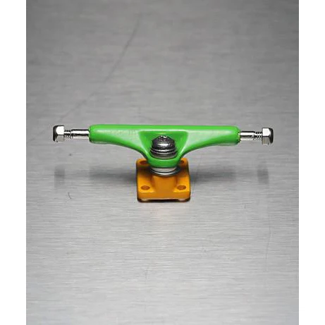 Ytrucks - Flaked X4 32mm - Image 3